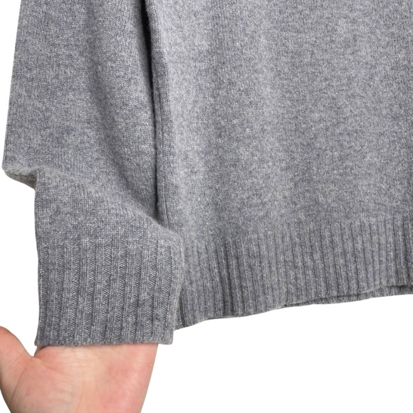 The Men's Store at Bloomingdale's Merino Wool Striped Sleeve Sweater size Small - Picture 4 of 7